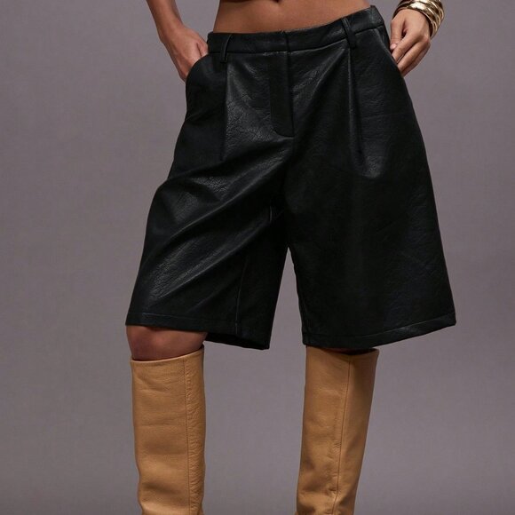 Black Preppy Women's Pleated Faux Leather Bermuda Shorts - Picture 3 of 5
